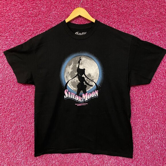 Pretty Guardian Sailor Moon Silhouette Anime T-Shirt XL - Picture 1 of 4